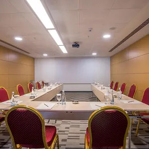Tav Airport Hotel Esmirna