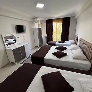 Apartahotel Paradise House