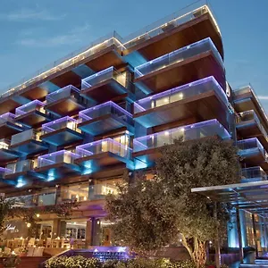 Doubletree By Hilton Hotel Kusadası